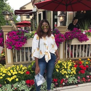 Meet your Posher, Ivory